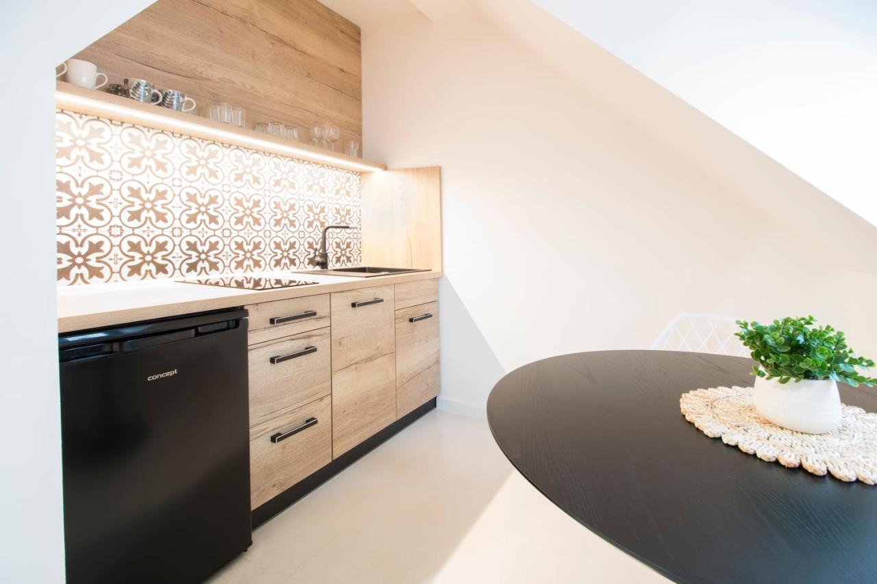U Zlate Hvezdy Apartman Jungmann Apartment ลิโตเมริเซ ภายนอก รูปภาพ